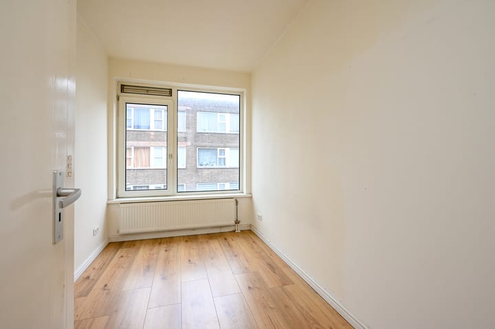 Foto 15 van Terschellingsestraat 31-B