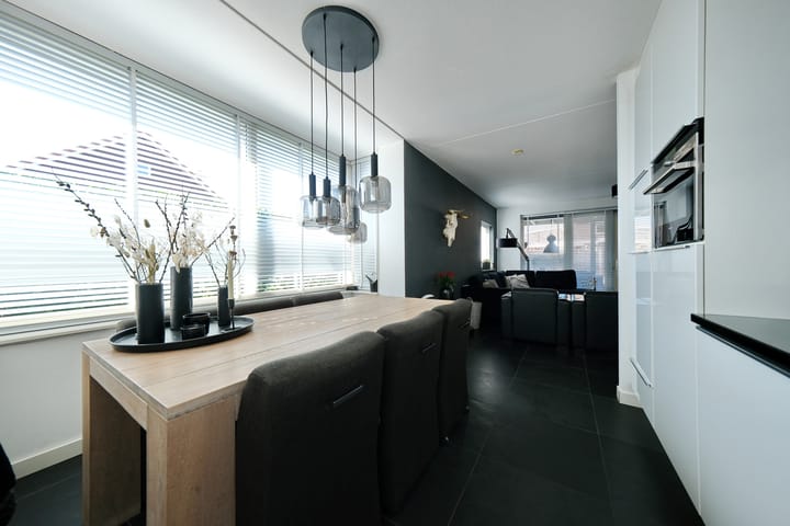 Photo 10 of Orvelterzand 10