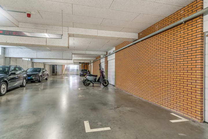 Foto 34 van Fritz Dietrich Kahlenbergstraat 37