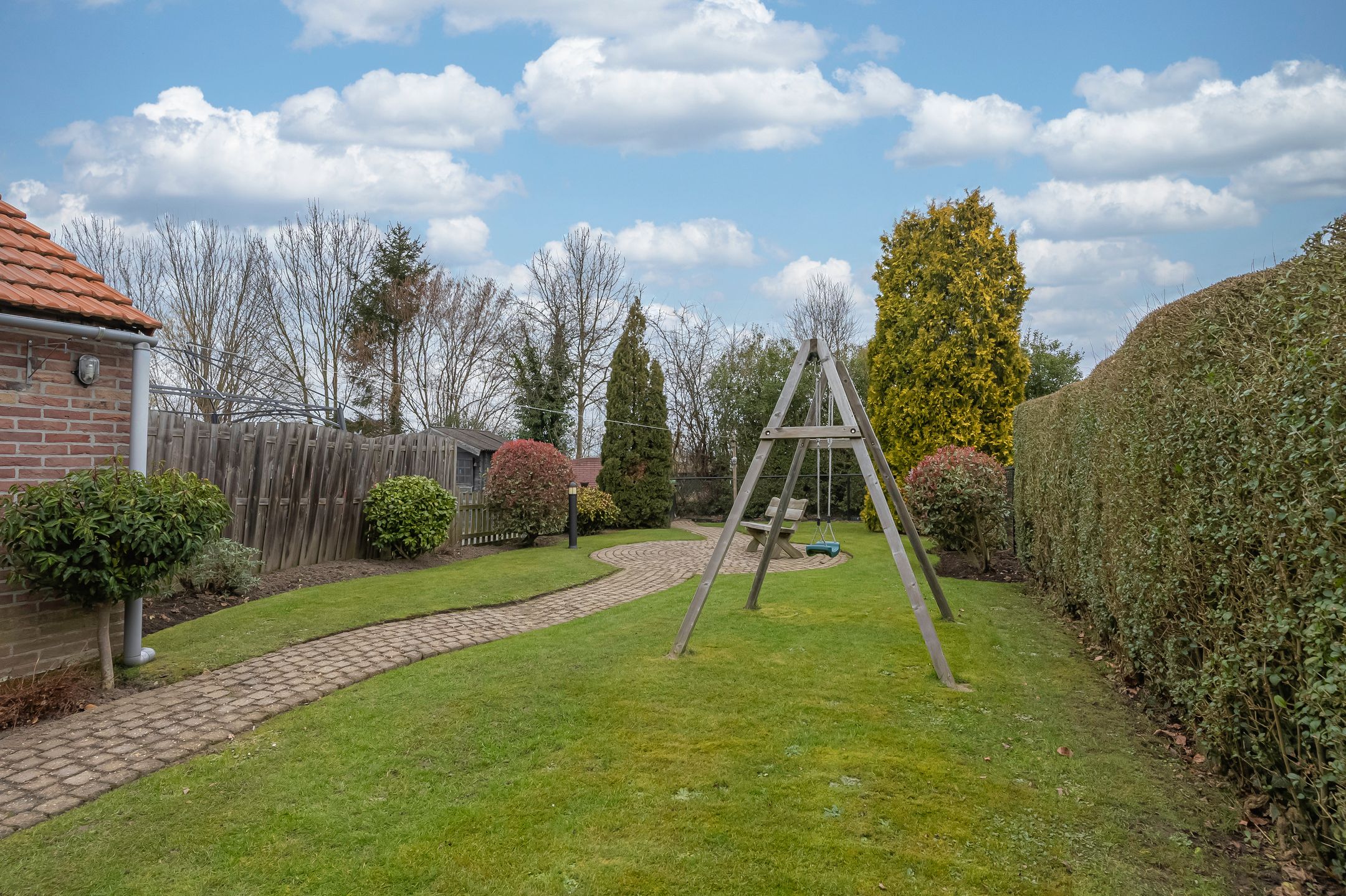 Photo 18 of Burg.Franssenstraat 26