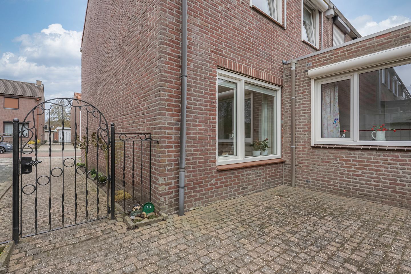 Photo 20 of Burg.Franssenstraat 26