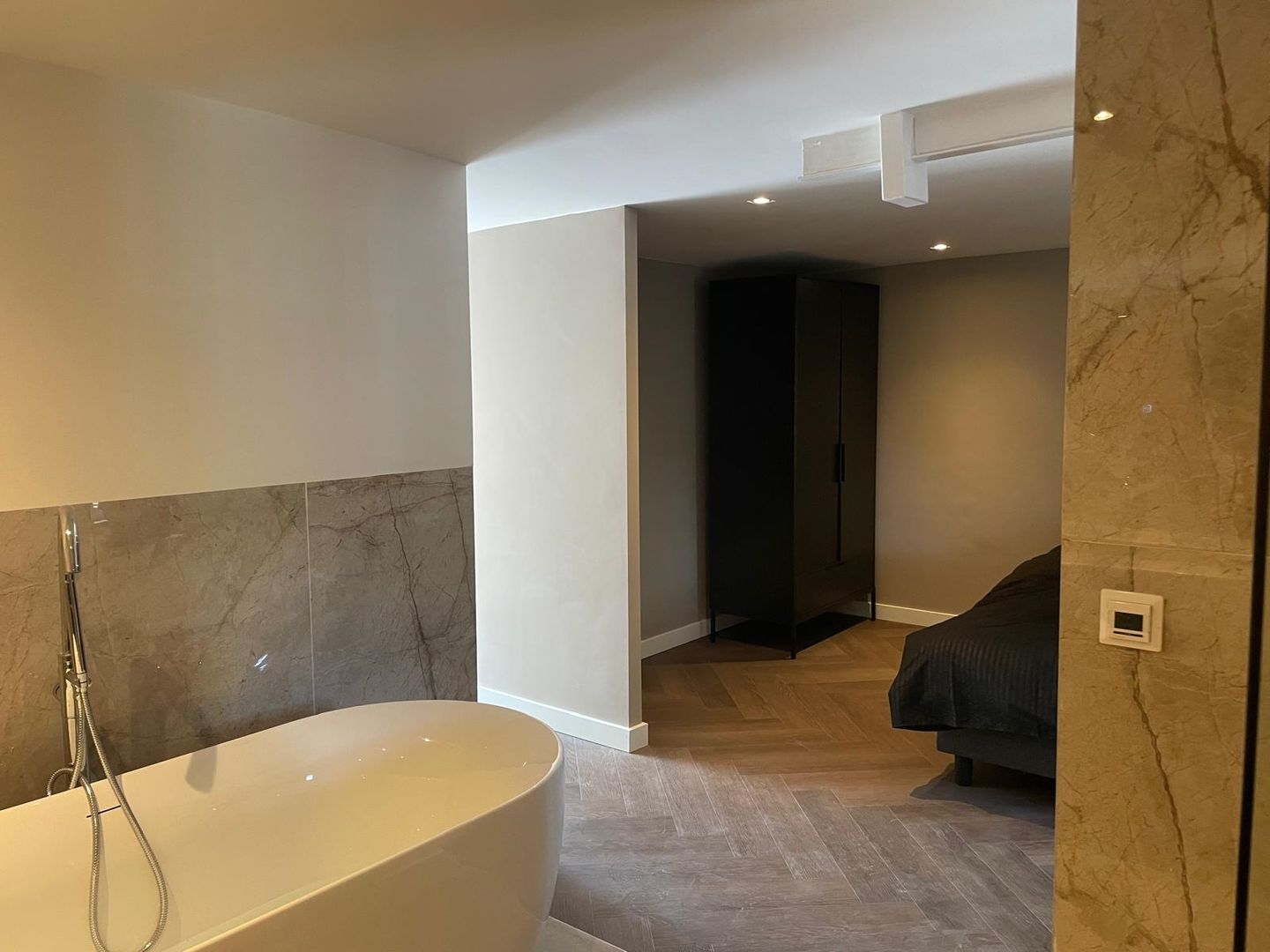 Foto 20 van Aalsmeerweg 20-3