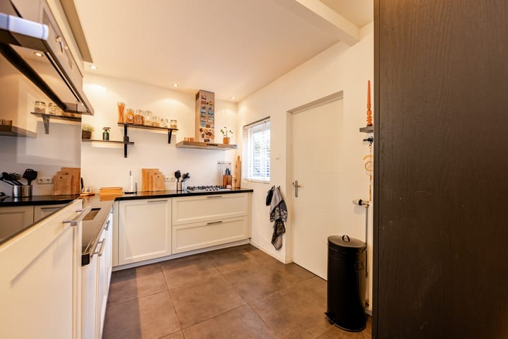 Foto 10 van Bleekstraat 2