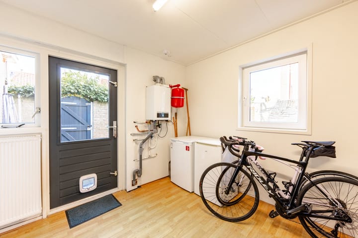 Foto 12 van Bleekstraat 2