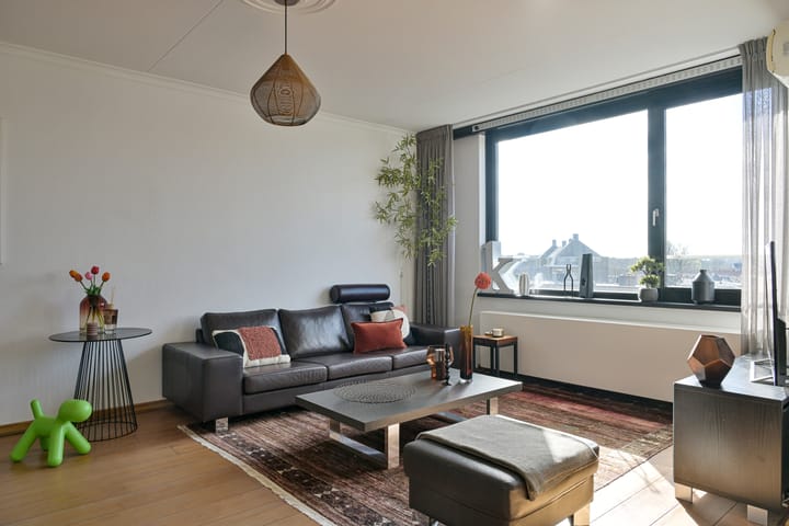 Foto 11 van Strevelsweg 235