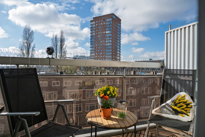 Foto 25 van Strevelsweg 235