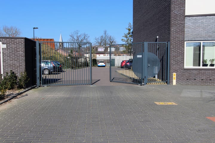 Photo 16 of Piet Mondriaanplein 265