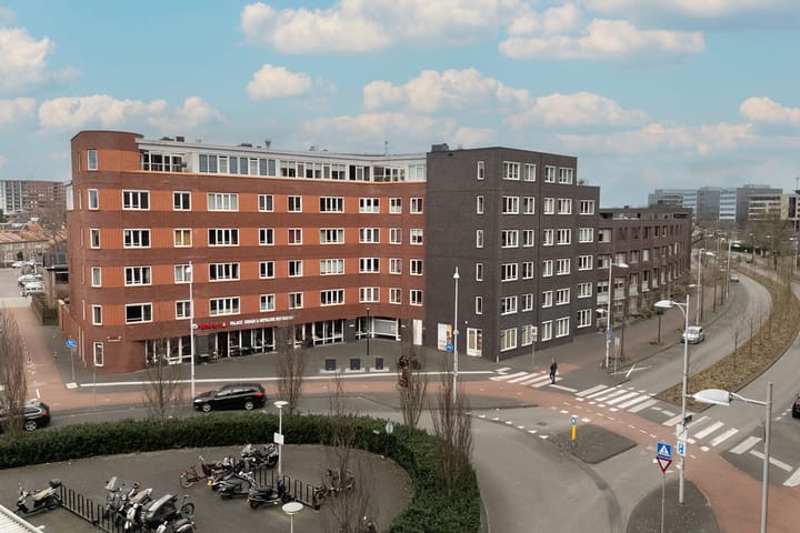 Photo 21 of Piet Mondriaanplein 265