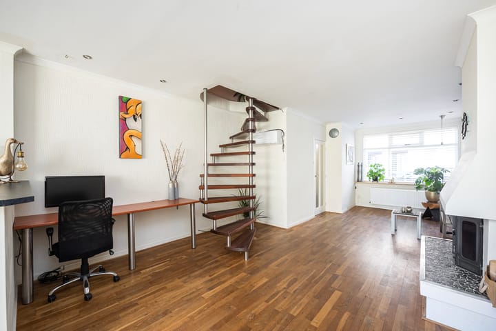 Foto 7 van Van der Laenstraat 15