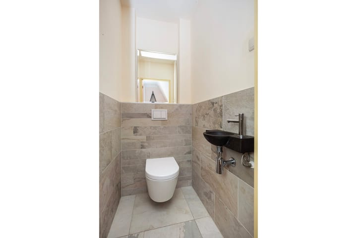 Foto 13 van Van der Laenstraat 15