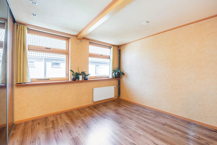 Foto 14 van Van der Laenstraat 15