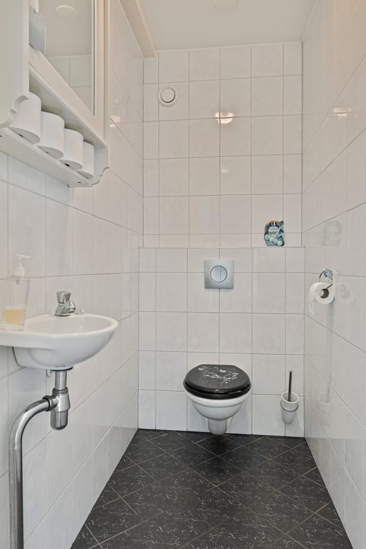 Foto 20 van De Genestetstraat 2