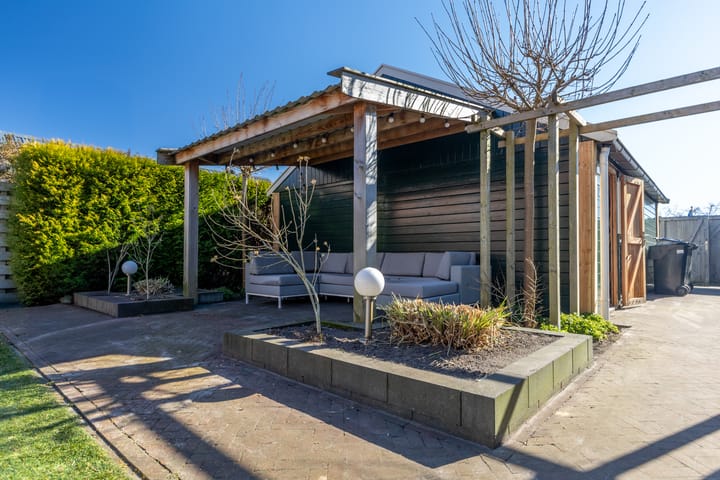 Foto 21 van Dennenlaan 1