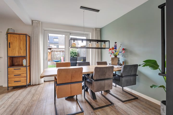 Foto 14 van Rinkslag 28