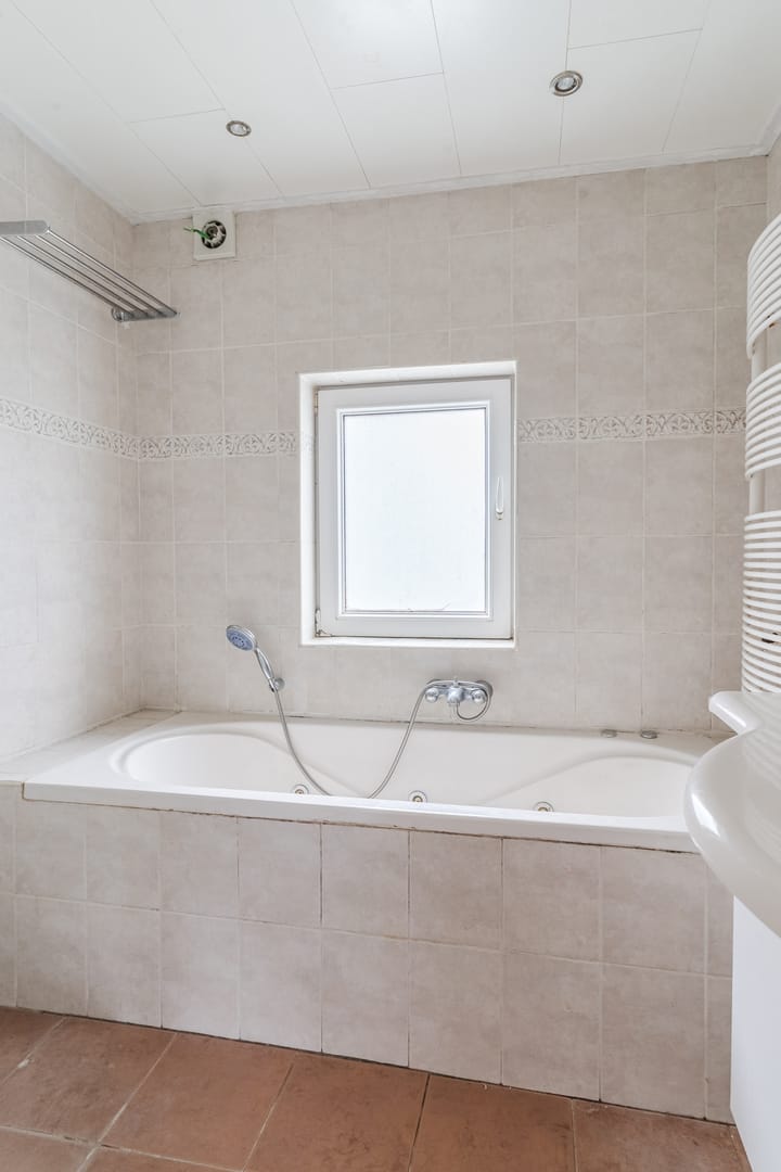 Foto 24 van Roeselarestraat 53