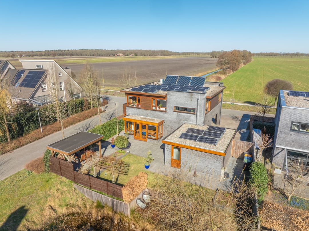 Foto 1 van Bosvaren 32