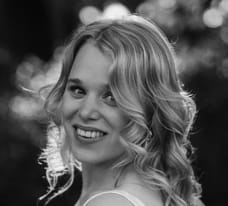 Julia Spooner - Officemanager