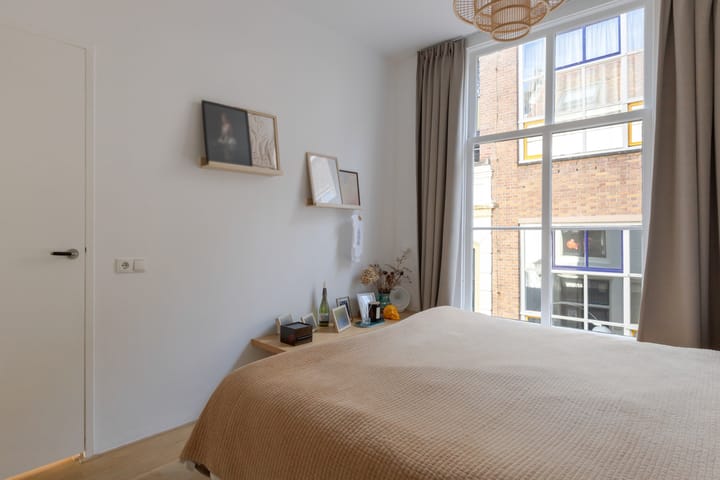 Photo 31 of Korte Noodgodsstraat 4