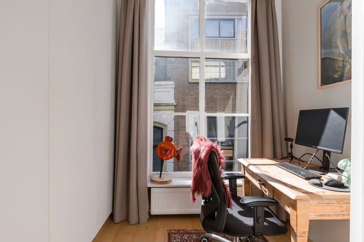 Photo 37 of Korte Noodgodsstraat 4