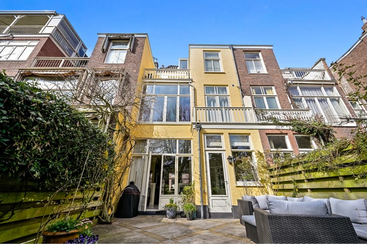 Photo 23 of Nassau Dillenburgstraat 15