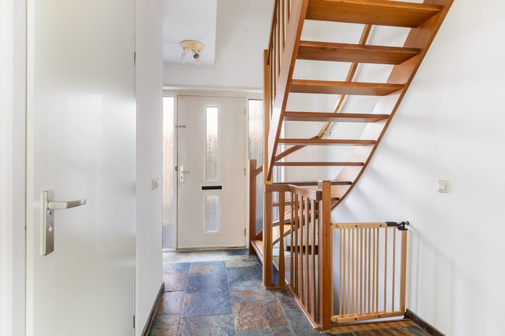 Foto 6 van Charles Dickensweg 18