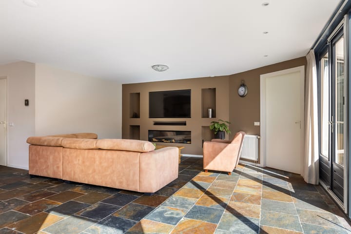 Foto 11 van Charles Dickensweg 18