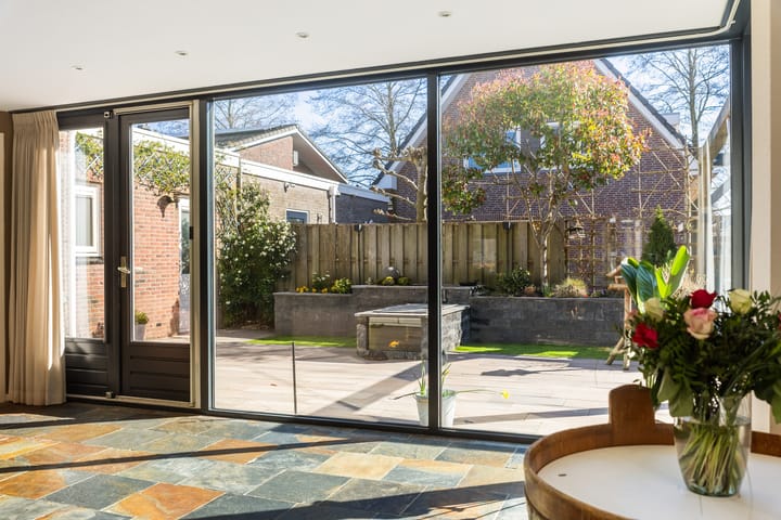 Foto 19 van Charles Dickensweg 18