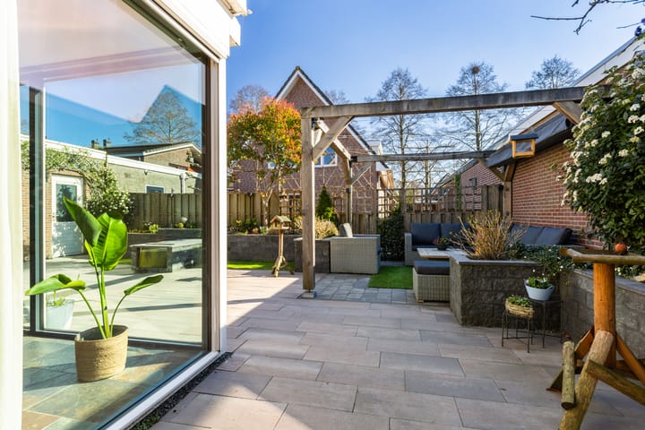 Foto 47 van Charles Dickensweg 18