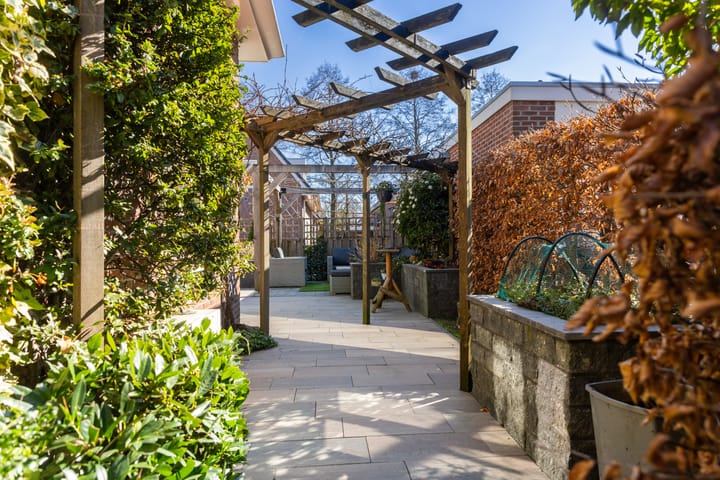 Foto 49 van Charles Dickensweg 18