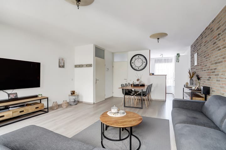 Foto 7 van E.H. Begemannstraat 23