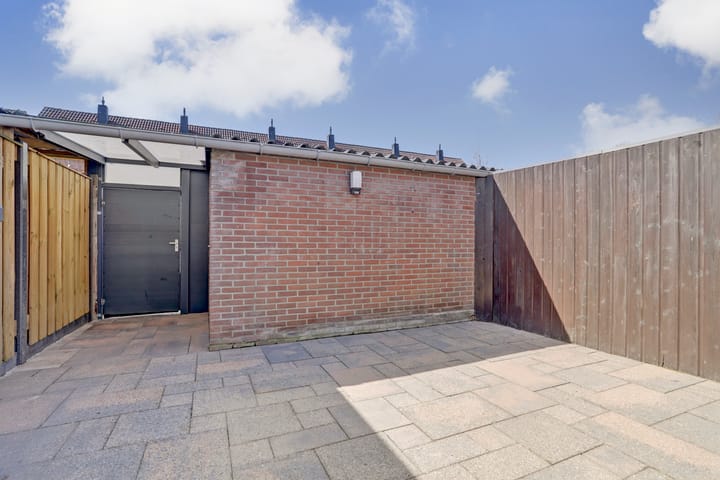 Foto 31 van E.H. Begemannstraat 23