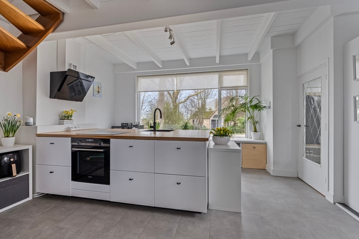 Photo 2 of Molendijk 113