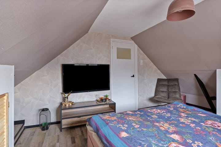 Foto 16 van Julianastraat 72