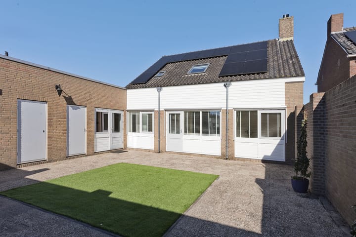 Photo 2 of Hugo de Vriesstraat 44