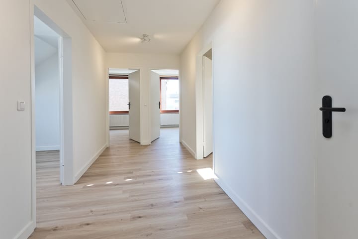 Photo 9 of Hugo de Vriesstraat 44