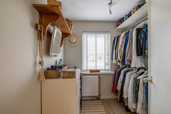 Photo 45 of Wethouder van den Bergplantsoen 13