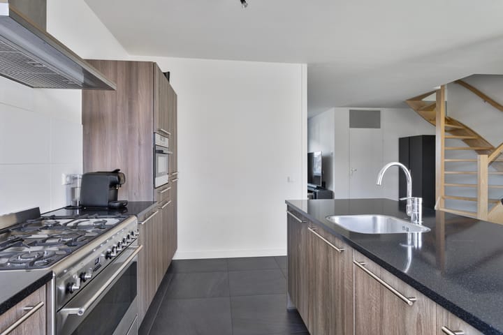 Foto 10 van Roothaertstraat 71