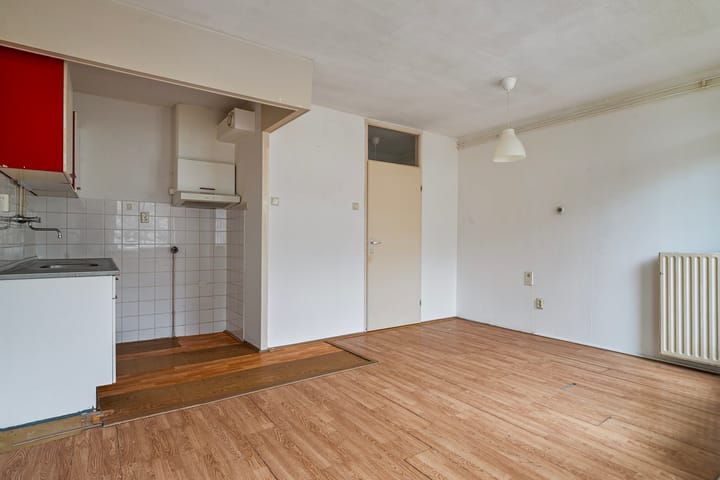 Photo 11 of Daniël Defoelaan 210