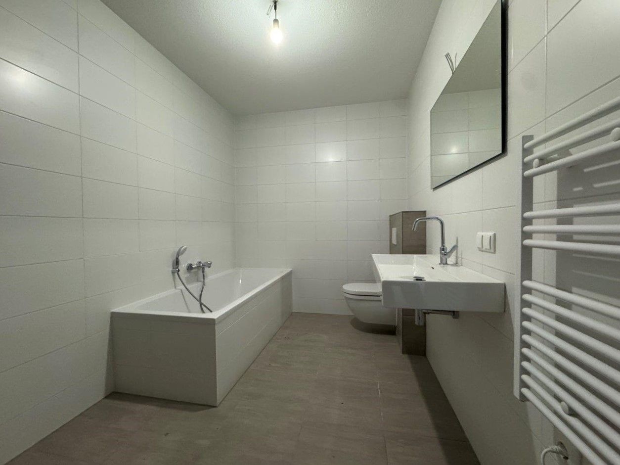 Foto 9 van Aida de Mirandaplein 115