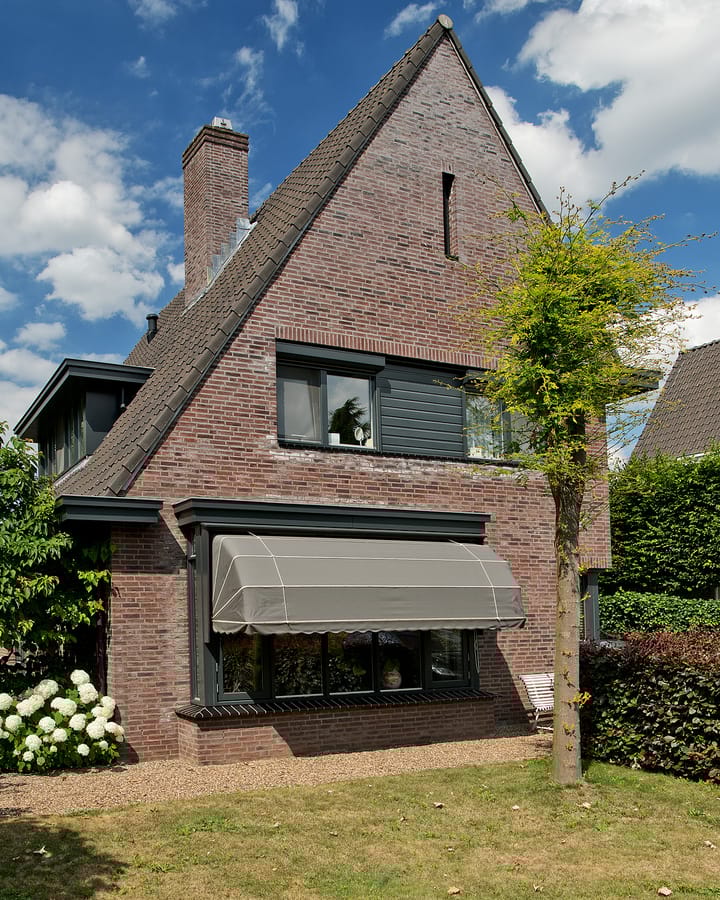 Photo 37 of Spoorstraat 9-C