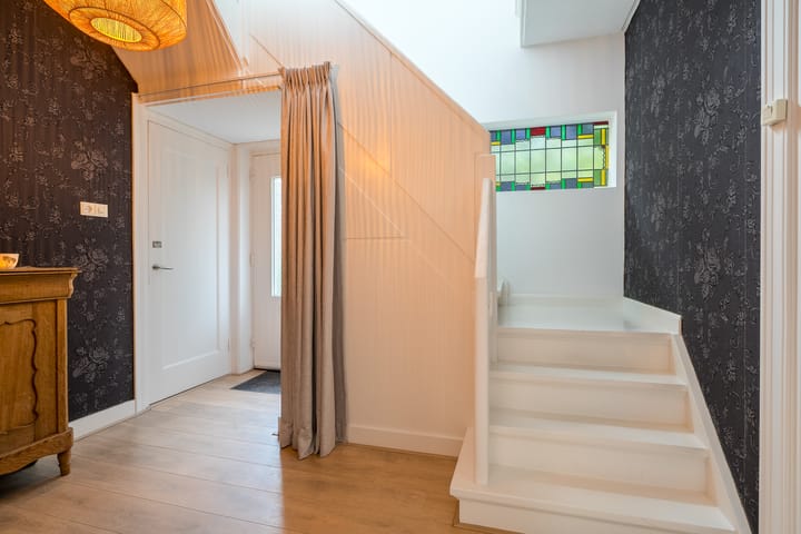 Foto 40 van van Oldenbarneveltlaan 3