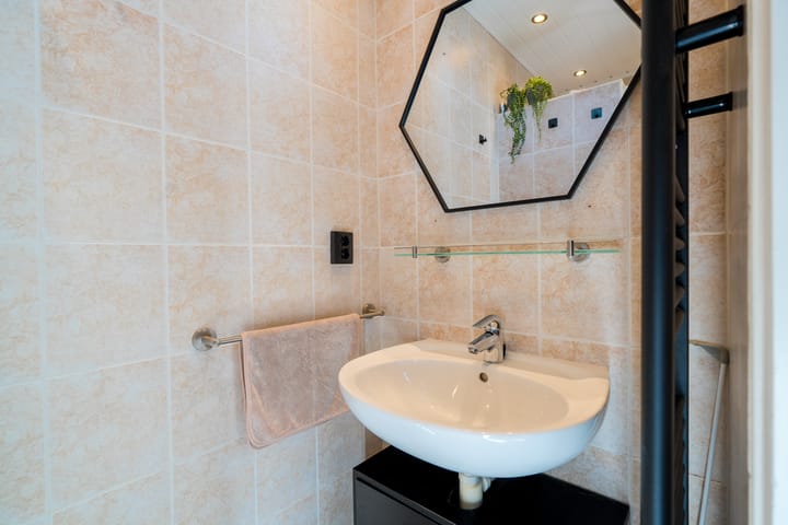 Foto 15 van Van Iddekingeweg 158