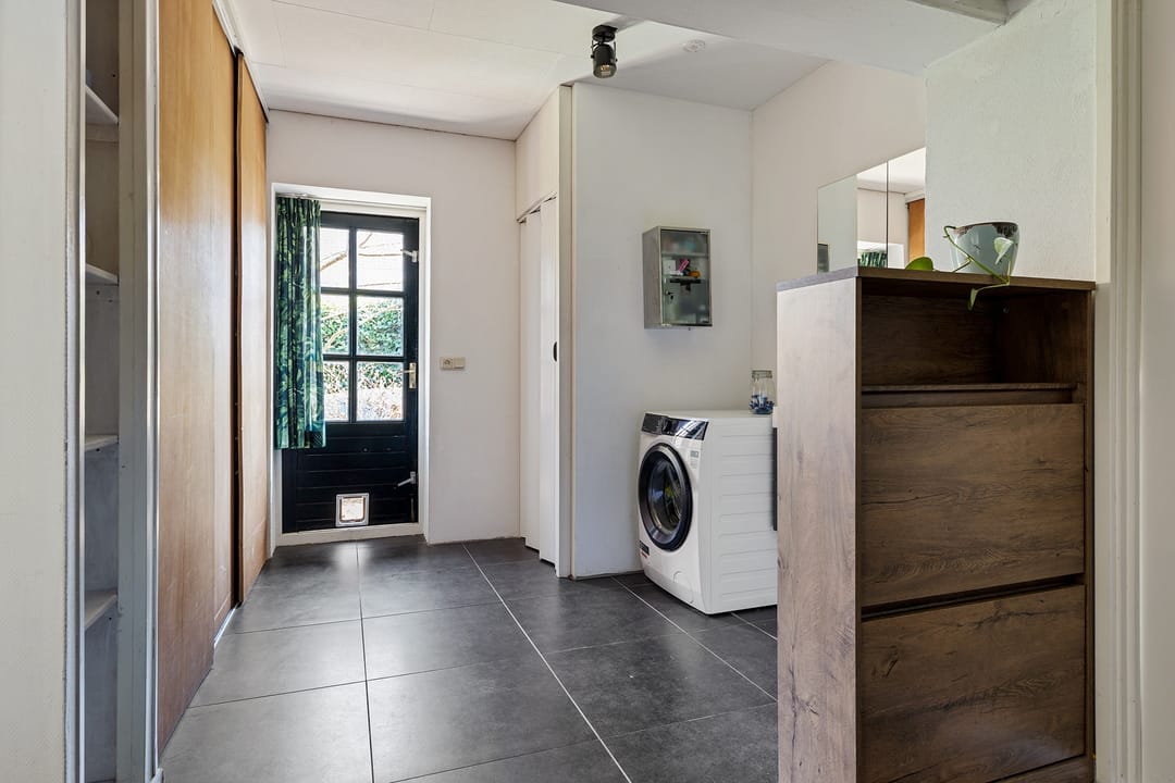 Photo 11 of Herman Colleniusstraat 2