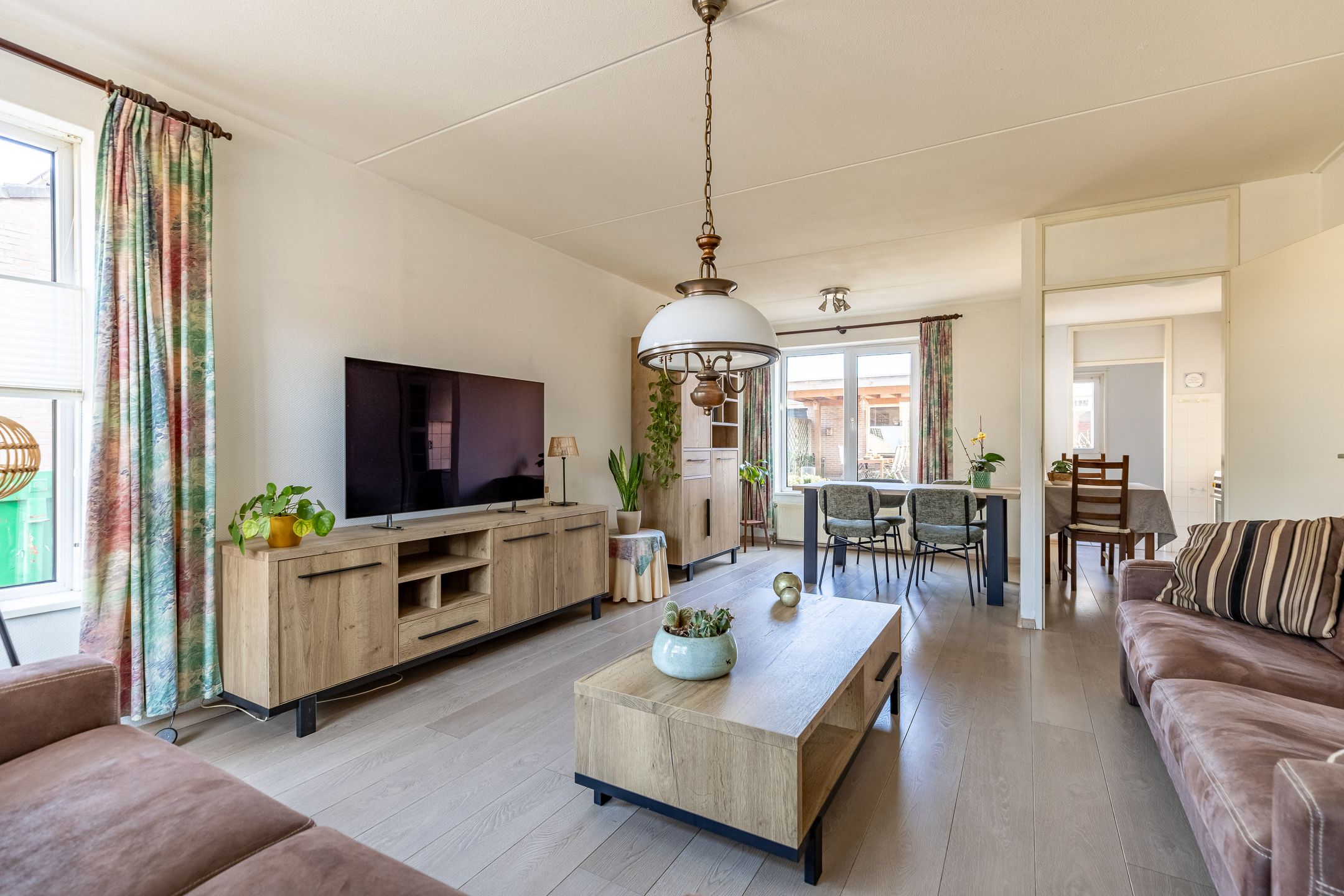 Foto 3 van Julianalaan 50