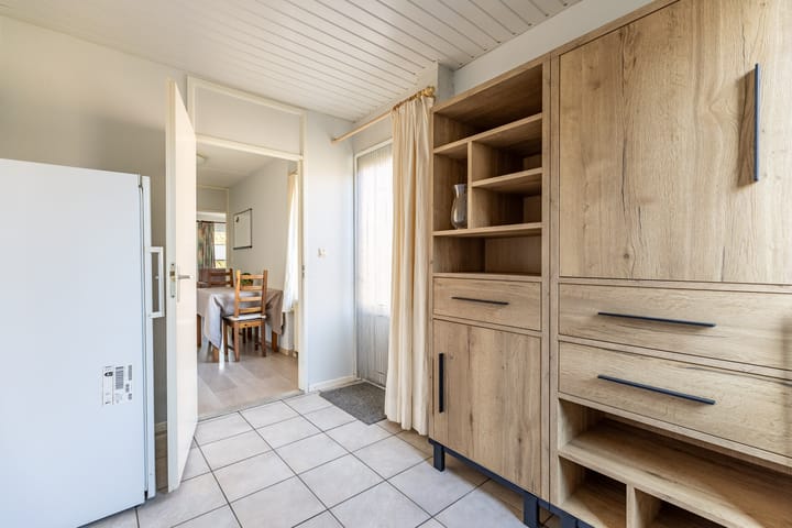 Foto 15 van Julianalaan 50