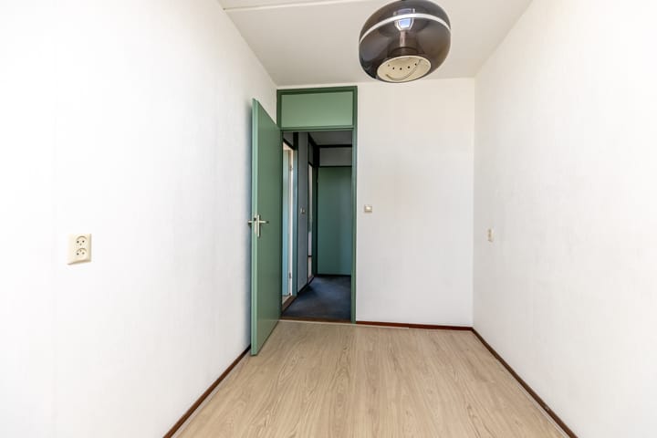 Foto 24 van Julianalaan 50