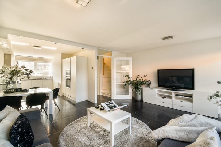 Foto 3 van Daan Roodenburghplein 38