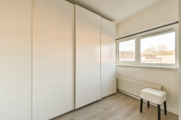 Foto 12 van Daan Roodenburghplein 38