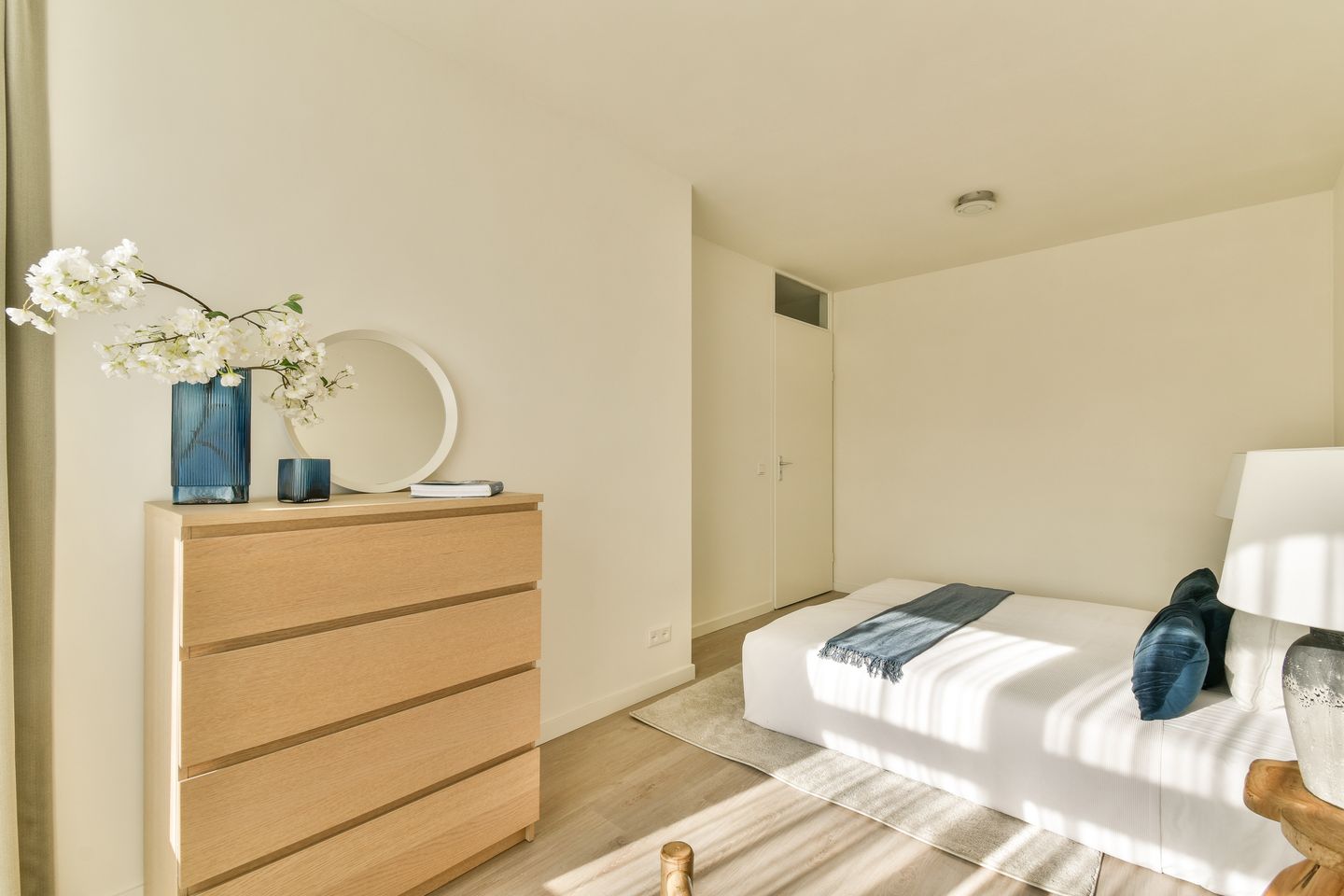 Foto 14 van Daan Roodenburghplein 38