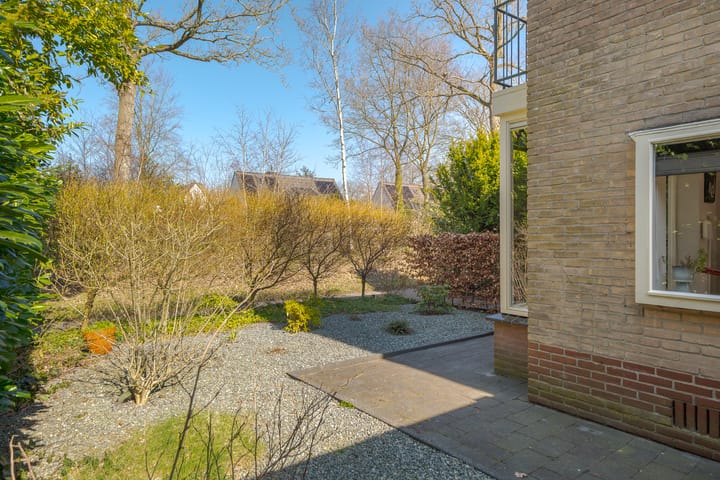 Foto 9 van van Bergenstraat 56